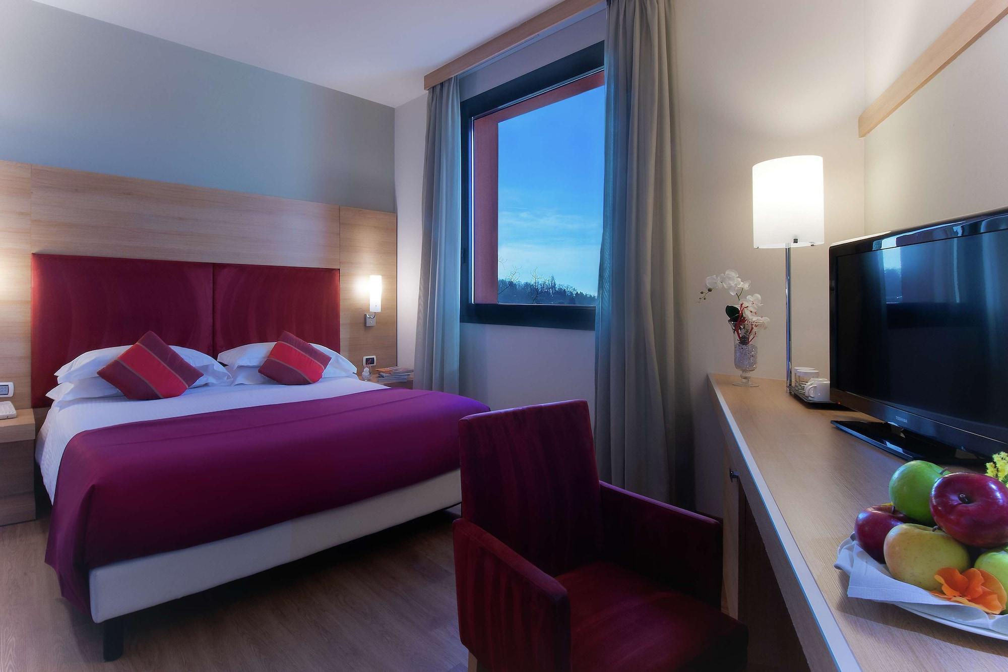 Dolce By Wyndham Milan Malpensa Hotell Somma Lombardo Exteriör bild
