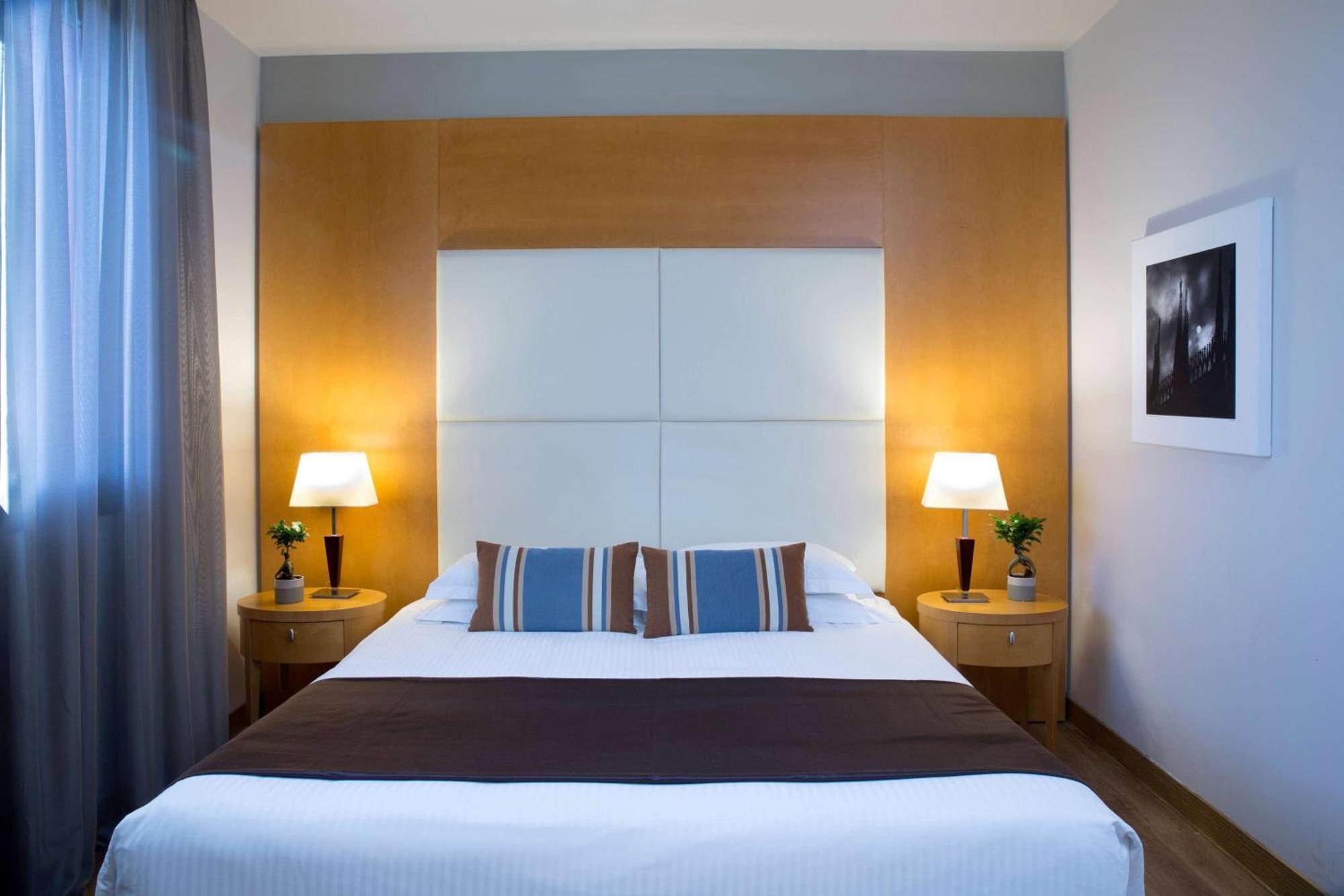 Dolce By Wyndham Milan Malpensa Hotell Somma Lombardo Exteriör bild