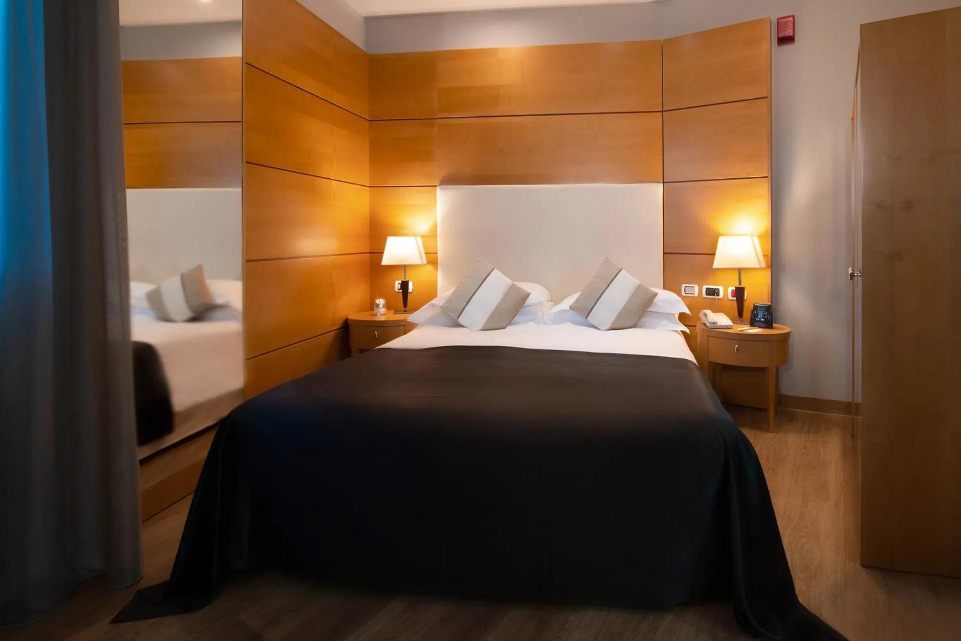 Dolce By Wyndham Milan Malpensa Hotell Somma Lombardo Exteriör bild