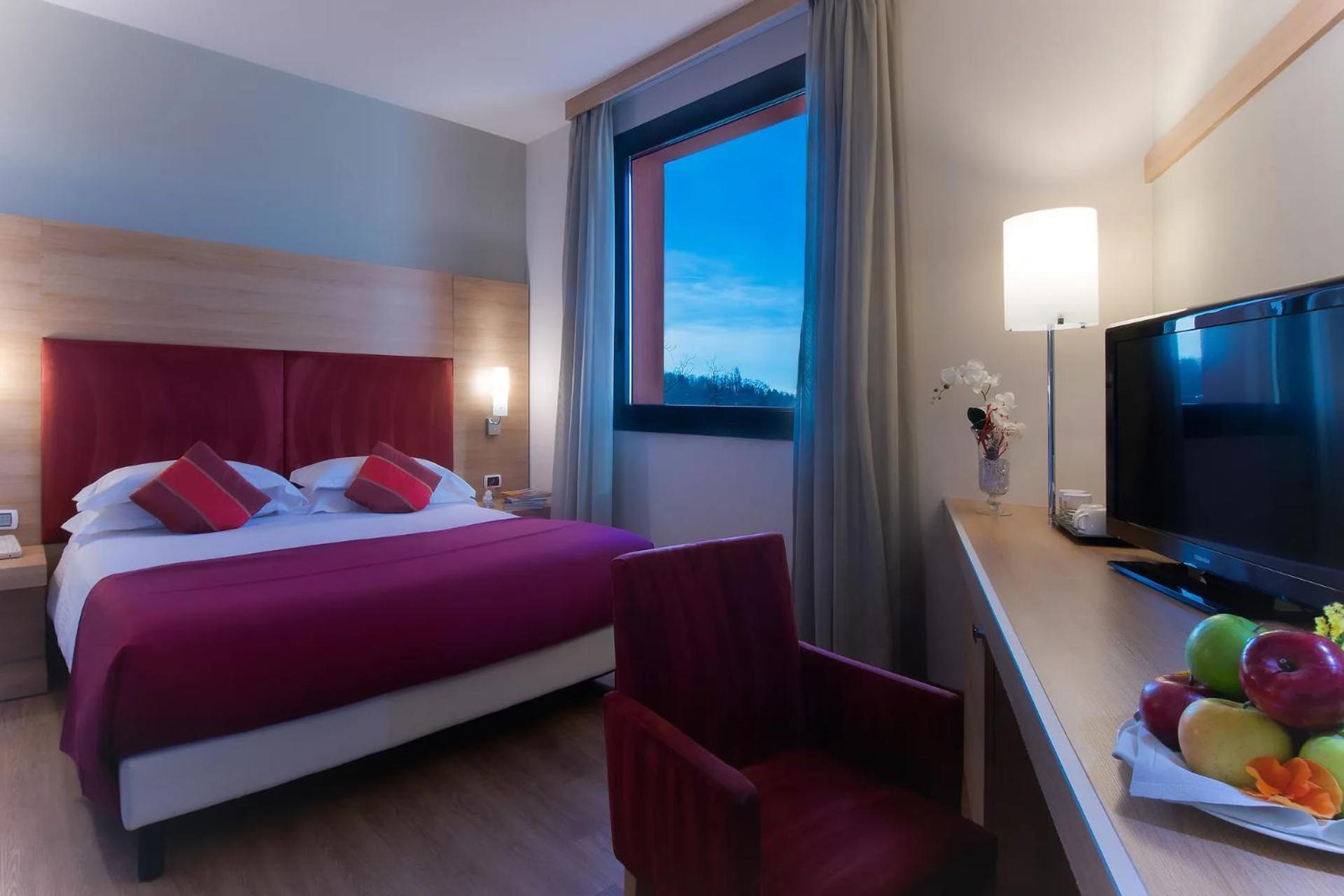 Dolce By Wyndham Milan Malpensa Hotell Somma Lombardo Exteriör bild